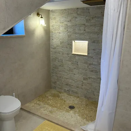 Apartmanhotel Residenza Antico Borgo Del Pozzo 2*