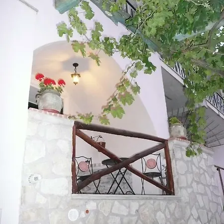 Residenza Antico Borgo Del Pozzo 2* Tramonti